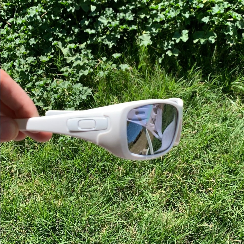 Oakley Sun Glasses. Mint condition.